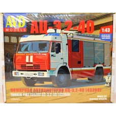 Сборная модель АЦ-3,2-40 (на шасси 43253) пожарная 